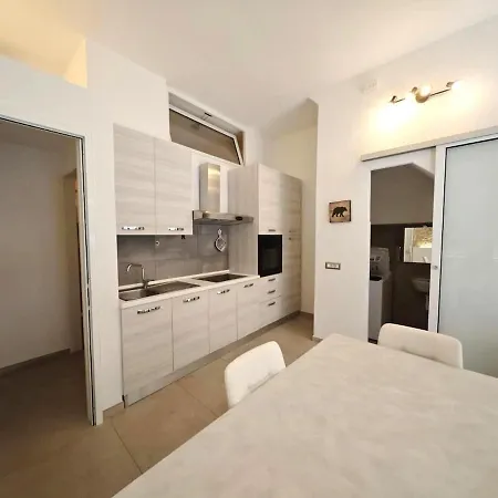 Casa Billa - *